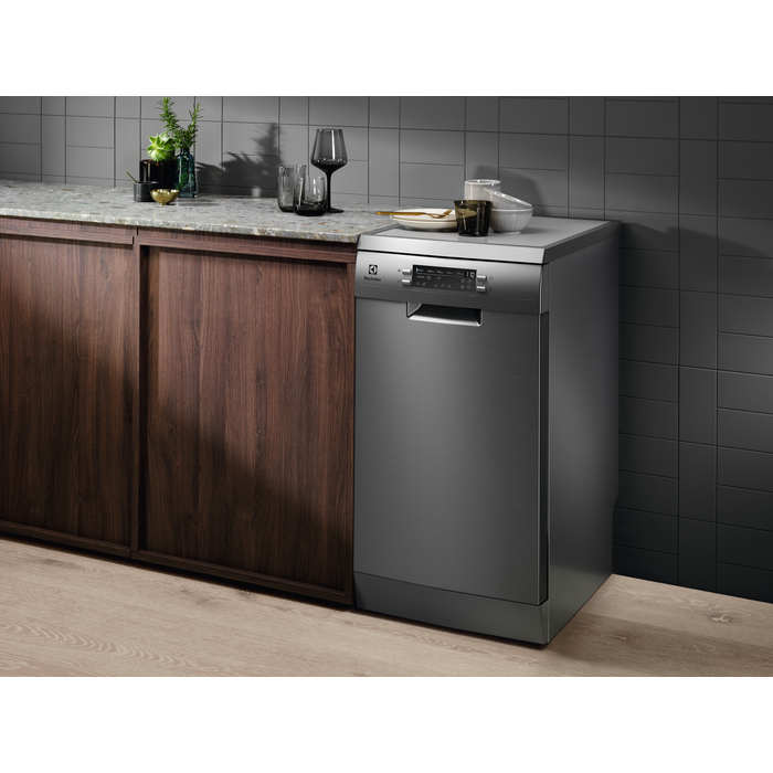 Electrolux - Small dishwasher - ESG43310SX